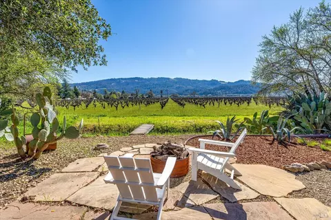 2101 Pickett Rd, Calistoga, CA 94515