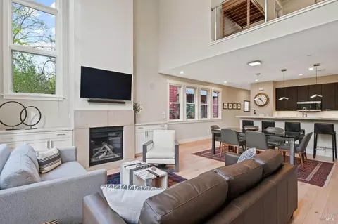 522 Grove St, Healdsburg, CA 95448 photo 8