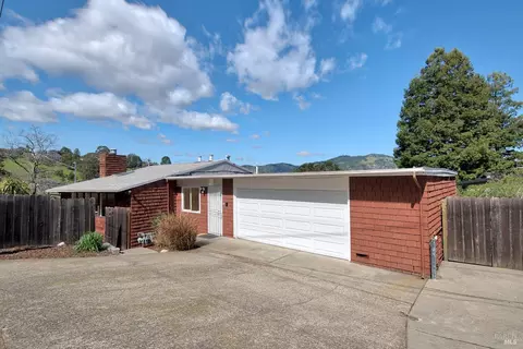 11 Albion St, San Rafael, CA 94901