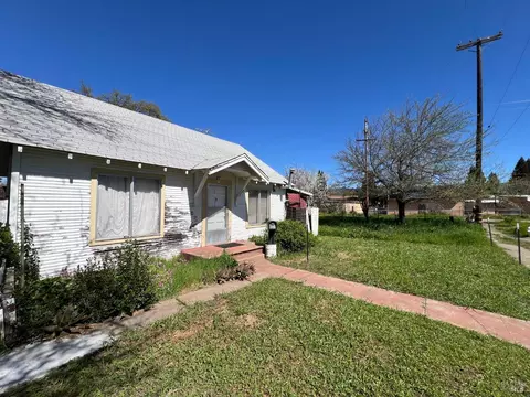 280 Cherry St, Ukiah, CA 95482 photo 2