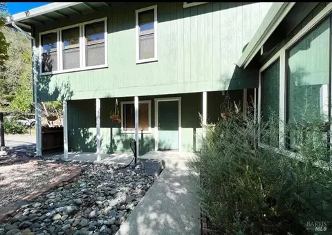 24019 Azalea St, Willits, CA 95490