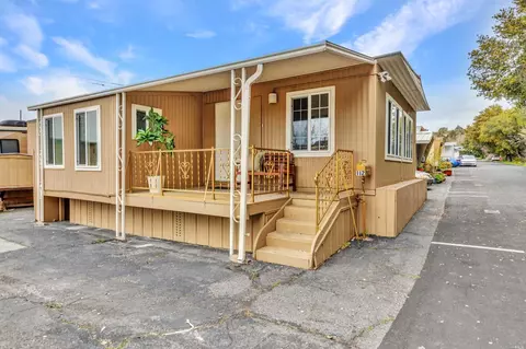 2500 Springs Rd #112, Vallejo, CA 94591