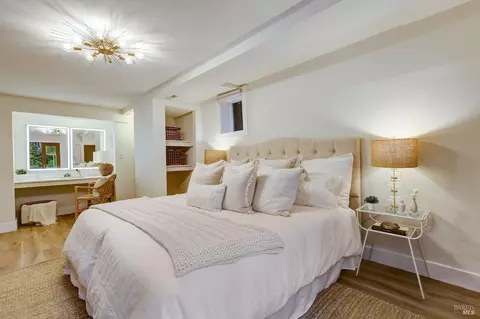 Bedroom - 93 Lovell Ave, Mill Valley, CA 94941 photo 3 of 10