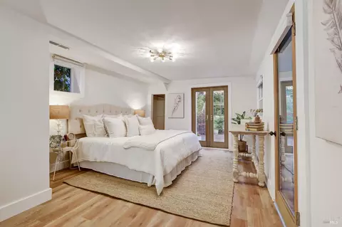 Bedroom - 93 Lovell Ave, Mill Valley, CA 94941 photo 7 of 10