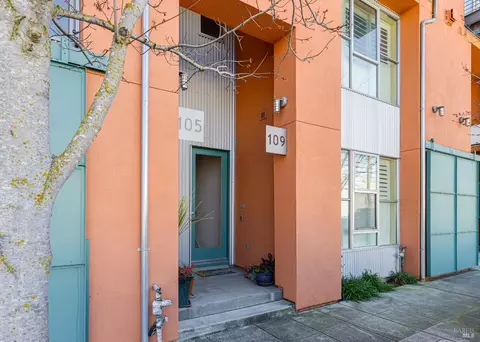 109 F St, Petaluma, CA 94952