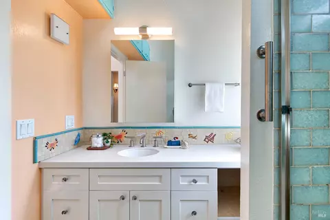 39 W Pier, Sausalito, CA 94965 photo 19