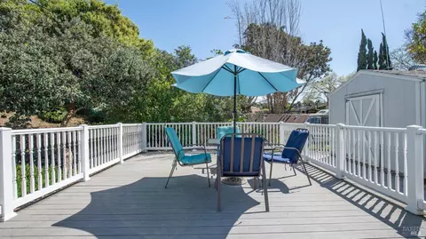 Exterior - 156 Lakewood Ave, Vallejo, CA 94591 photo 8 of 18