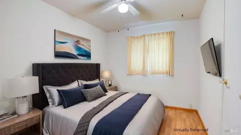 Bedroom - 156 Lakewood Ave, Vallejo, CA 94591 photo 2 of 3
