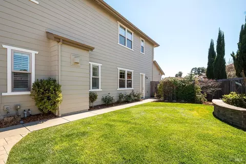 Exterior - 19 Avocet Ct, Novato, CA 94949 photo 20 of 21