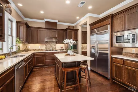 Kitchen - 19 Avocet Ct, Novato, CA 94949 photo 2 of 9
