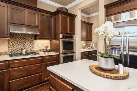 Kitchen - 19 Avocet Ct, Novato, CA 94949 photo 4 of 9