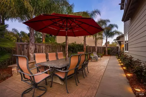 Exterior - 19 Avocet Ct, Novato, CA 94949 photo 18 of 21