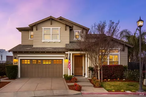 19 Avocet Ct, Novato, CA 94949