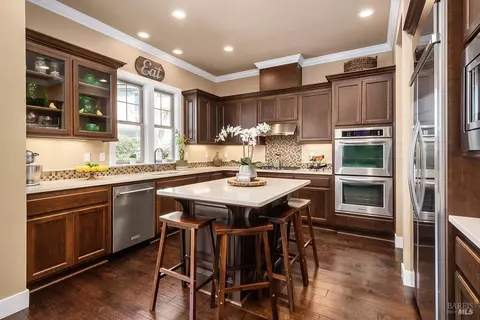 Kitchen - 19 Avocet Ct, Novato, CA 94949 photo 3 of 9