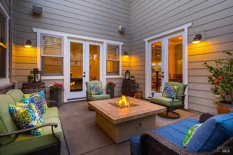 Exterior - 19 Avocet Ct, Novato, CA 94949 photo 6 of 21