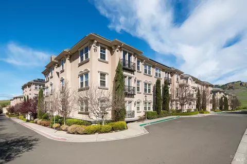 1141 Symphony Way #84, Vallejo, CA 94591