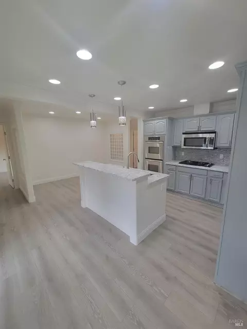 3348 Claudia Dr, Concord, CA 94519 photo 6