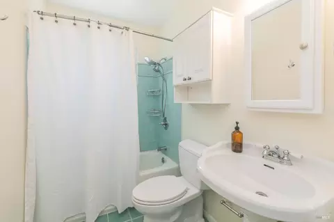 350 Ladera Dr, Vallejo, CA 94591 photo 9