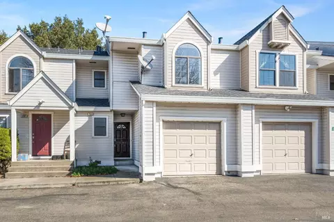154 N Dutton Ave, Santa Rosa, CA 95401