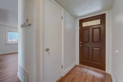 Entry Way - 1818 Alice Dr, Vallejo, CA 94589 photo 1 of 1