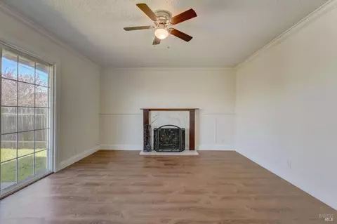 Living - 1818 Alice Dr, Vallejo, CA 94589 photo 3 of 3