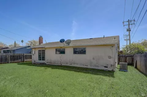 Exterior - 1818 Alice Dr, Vallejo, CA 94589 photo 10 of 14