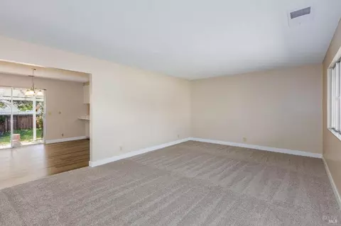 373 Atlantic Ave, Fairfield, CA 94533 photo 4