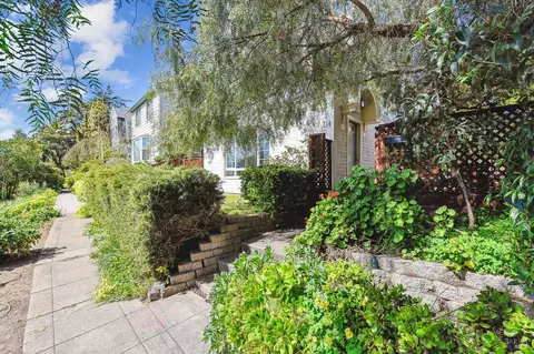 Exterior - 214 B St, Vallejo, CA 94590 photo 7 of 7