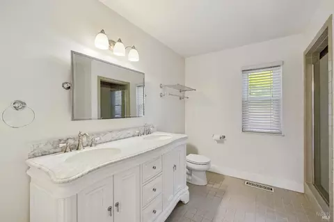 Bath - 440 E Macarthur St, Sonoma, CA 95476 photo 4 of 5