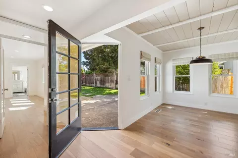 Exterior - 440 E Macarthur St, Sonoma, CA 95476 photo 5 of 14