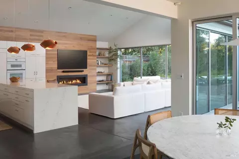 Dining - 470 E Napa St, Sonoma, CA 95476 photo 1 of 2
