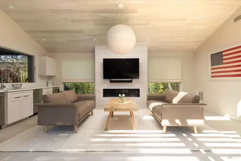Living - 470 E Napa St, Sonoma, CA 95476 photo 4 of 4