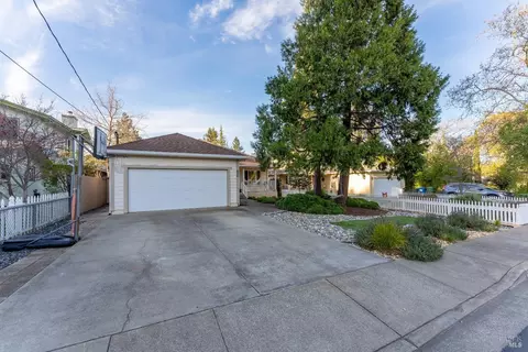 830 Cypress Ave, Ukiah, CA 95482 photo 33