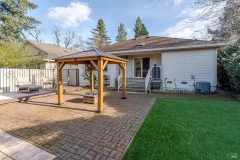 830 Cypress Ave, Ukiah, CA 95482 photo 27