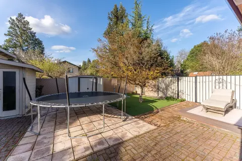 830 Cypress Ave, Ukiah, CA 95482 photo 28
