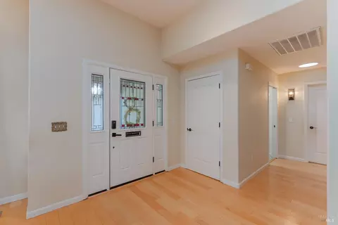 830 Cypress Ave, Ukiah, CA 95482 photo 4