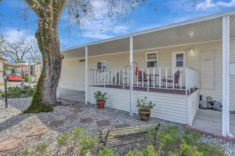 8095 A St, Windsor, CA 95492