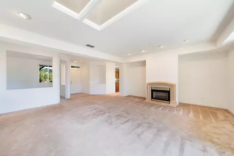 Living - 215 Red Mountain Dr, Cloverdale, CA 95425 photo 1 of 1
