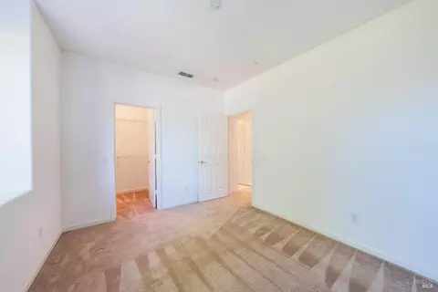Bedroom - 215 Red Mountain Dr, Cloverdale, CA 95425 photo 2 of 2