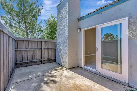 100 White Pine Dr, Vallejo, CA 94591 photo 23