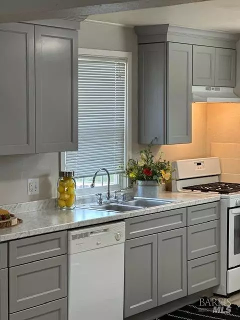 38 Parrott St, Vallejo, CA 94590 photo 9