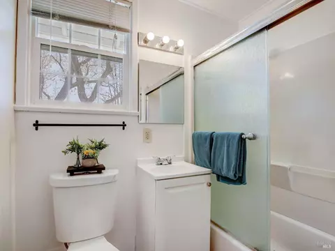 38 Parrott St, Vallejo, CA 94590 photo 14