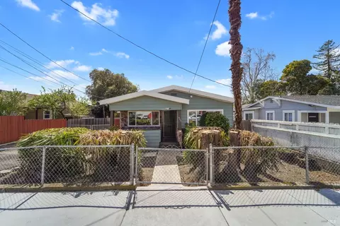 423 Benicia Rd, Vallejo, CA 94590 photo 2