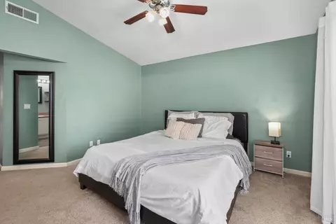 Bedroom - 2910 Cascade Ln, Fairfield, CA 94533 photo 4 of 10