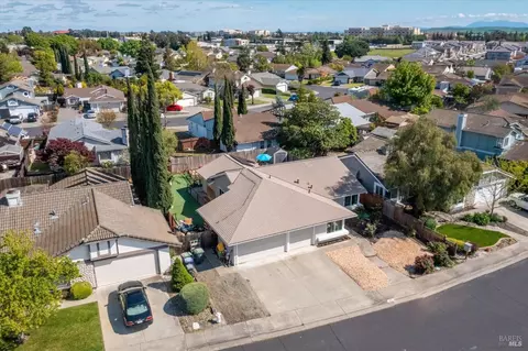View/Area - 2910 Cascade Ln, Fairfield, CA 94533 photo 6 of 7