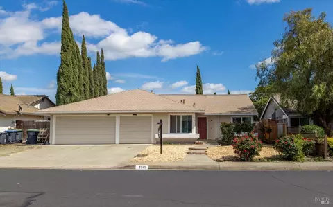 Exterior - 2910 Cascade Ln, Fairfield, CA 94533 photo 16 of 18