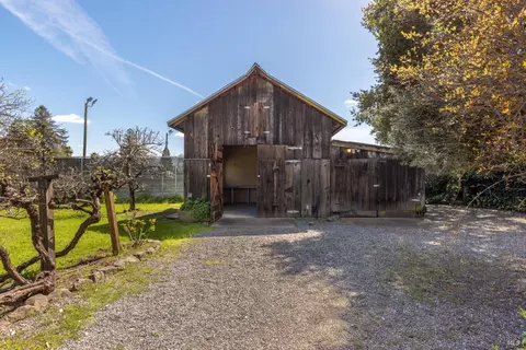 Exterior - 141 Champlain Ave, Cloverdale, CA 95425 photo 6 of 12