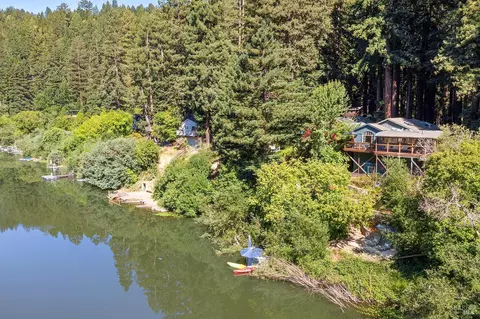 17443 Riverside Dr, Guerneville, CA 95446
