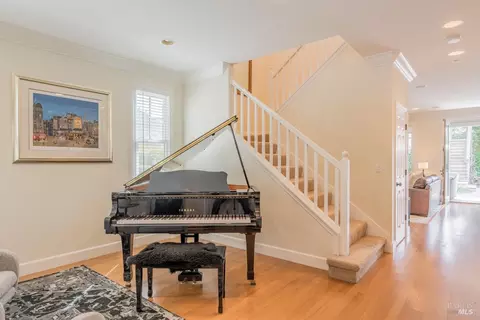Living - 725 E Napa St, Sonoma, CA 95476 photo 4 of 4