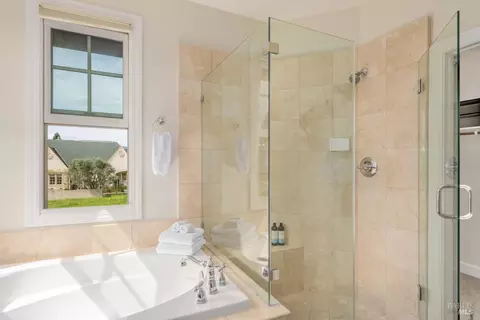 Bath - 725 E Napa St, Sonoma, CA 95476 photo 2 of 4